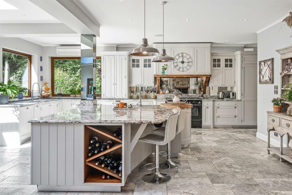 Additional image 18 of Queen Hoo Lane, Tewin, Welwyn