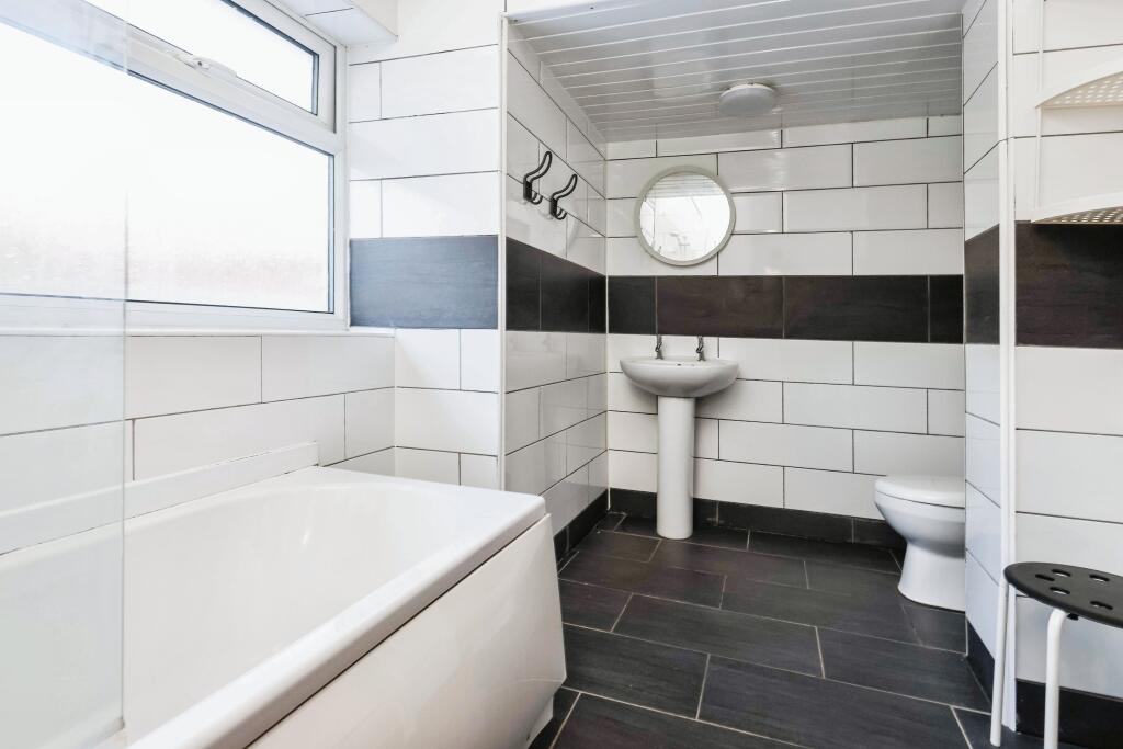 Additional image 10 of Quinton Road, Birmingham, West Midlands, B17