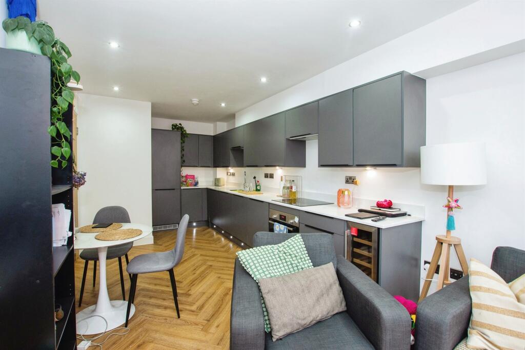 Additional image 5 of Bond Street, Birmingham