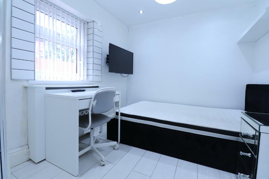 Additional image 7 of Daisy Road, Birmingham, B16