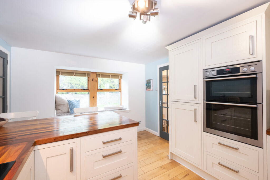 Additional image 8 of Rose Cottage, Drumlithie, AB39 3YS