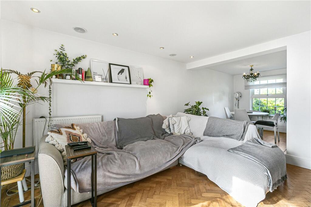 Additional image 4 of Haldens, Welwyn Garden City, Hertfordshire, AL7