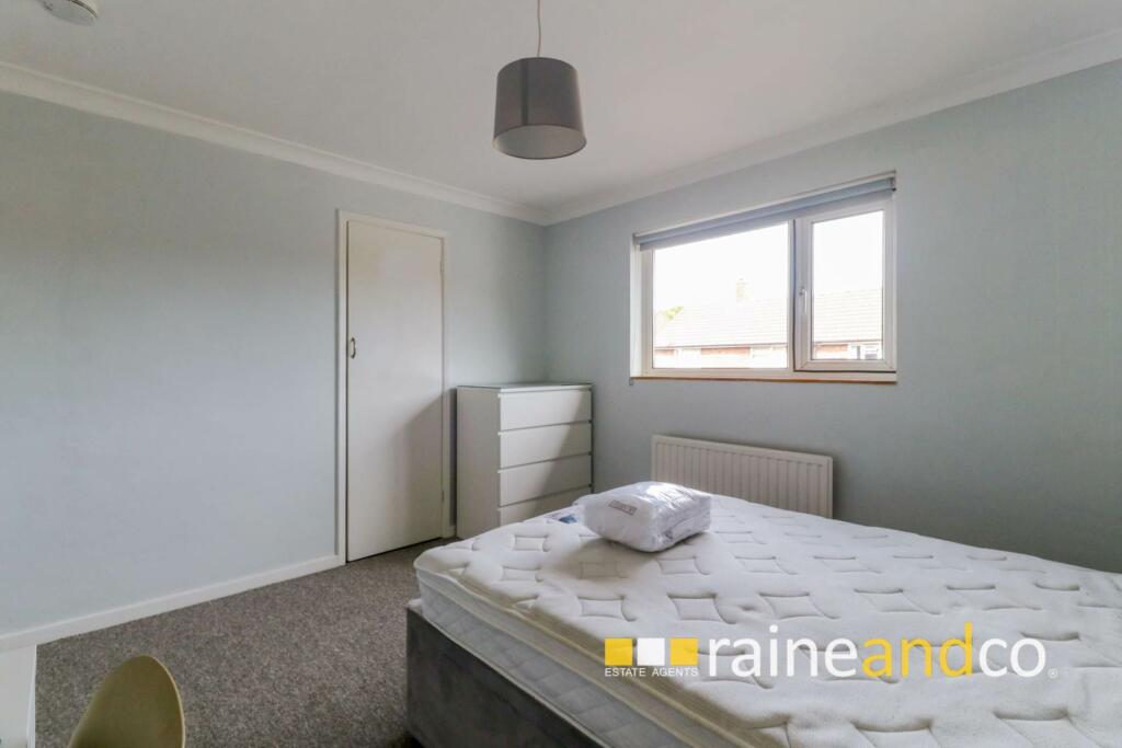 Additional image 9 of Holly Close, Hatfield