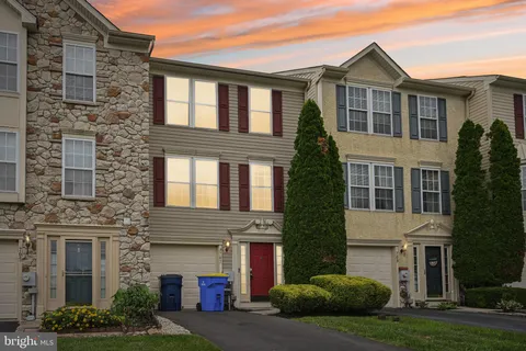 707 Fox Trail, Parkesburg, PA 19365