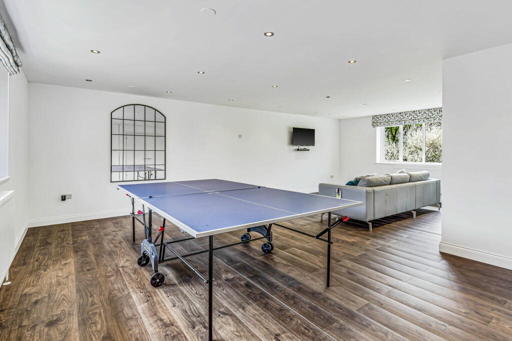 Additional image 44 of Reynards Road, Welwyn, AL6
