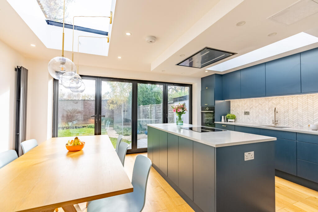 Additional image 2 of Drakes Drive, St. Albans, Hertfordshire, AL1