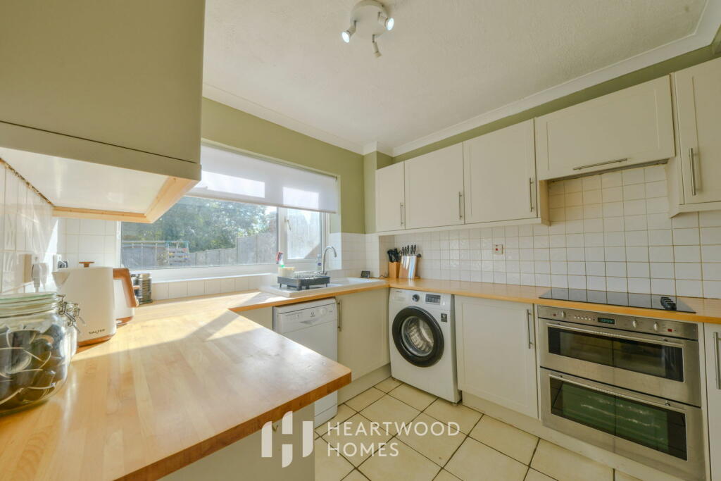 Additional image 7 of Gresford Close, St. Albans, AL4 0UB