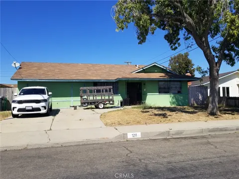 1211 Dena Way, Santa Maria, CA 93454