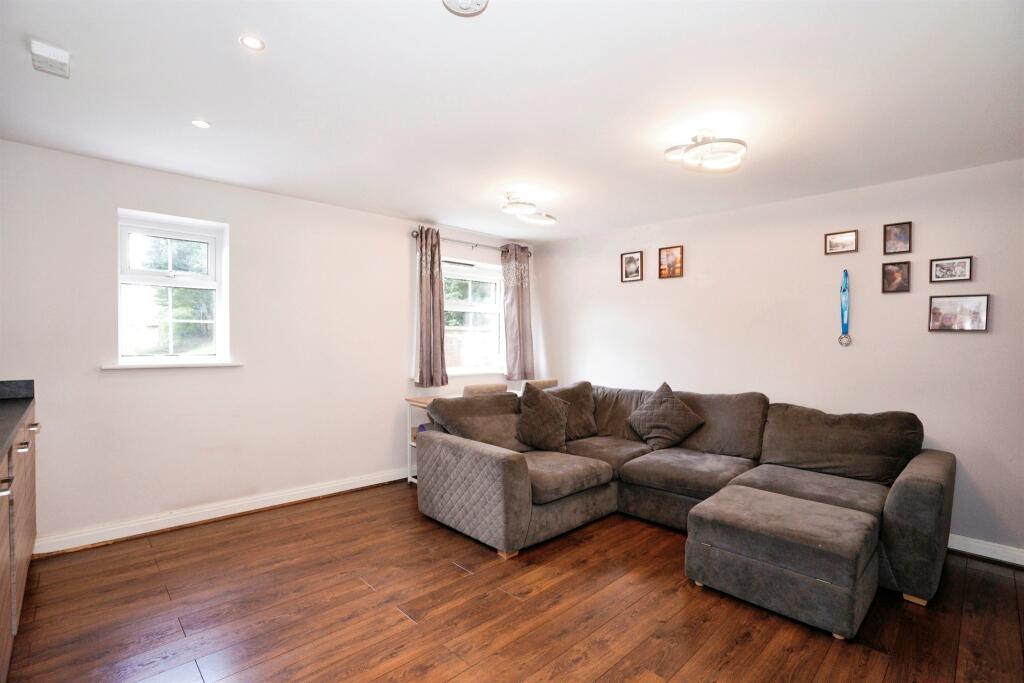Additional image 4 of Millstone Way, Harpenden
