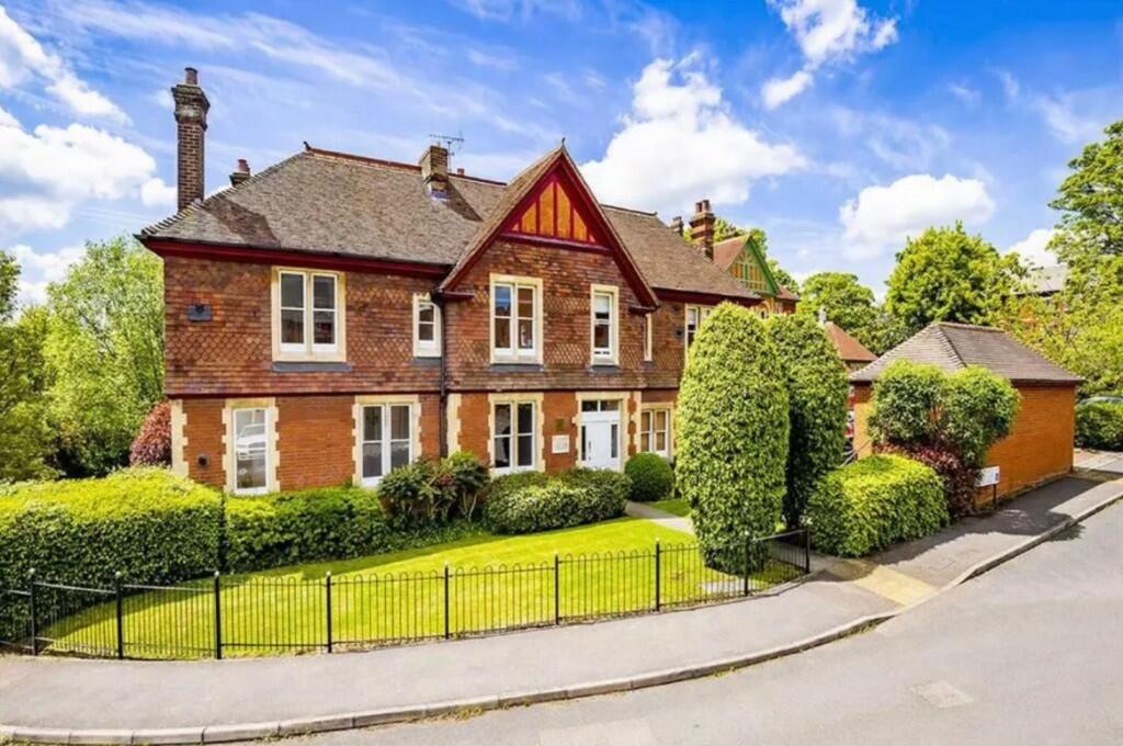 Goldsmith Way, St. Albans, Hertfordshire, AL3