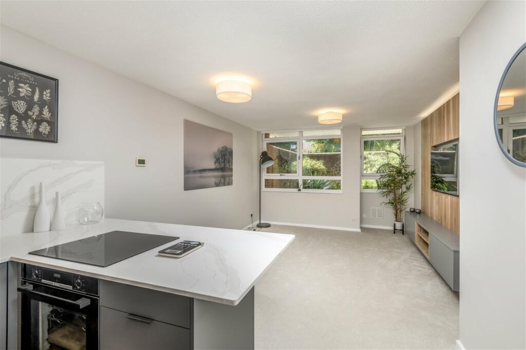 Additional image 10 of Potential to convert to a two bedroom apartment