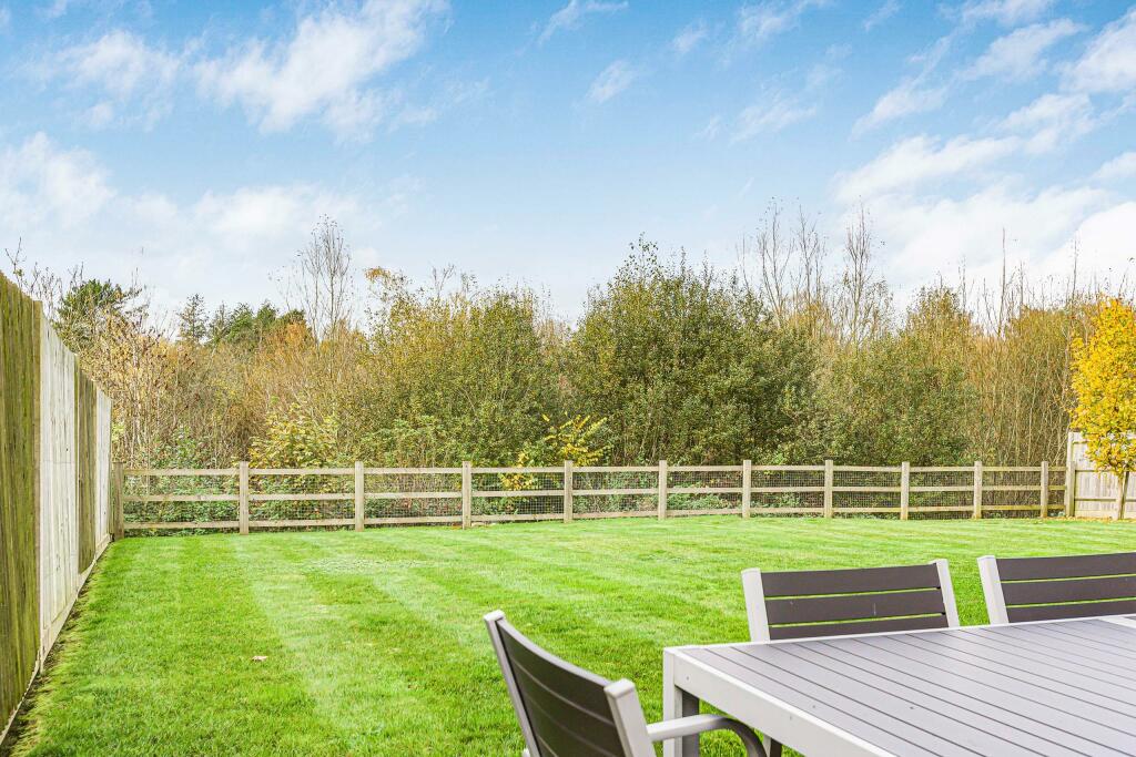 Additional image 58 of Lake View, Frogmore, AL2