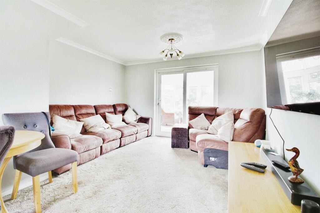 Additional image 19 of Boundary Lane, Welwyn Garden City