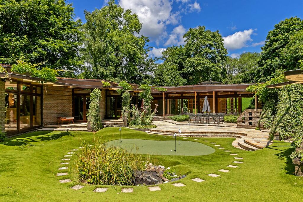 Additional image 40 of Pondwicks Close, St.Albans