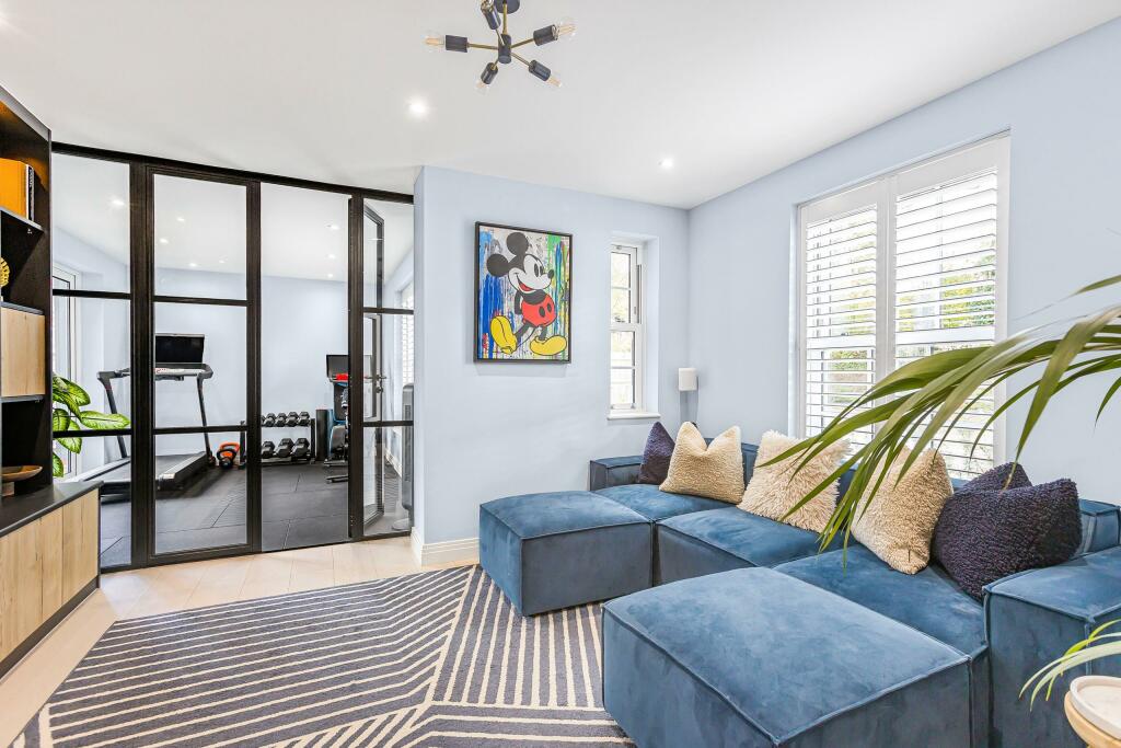 Additional image 27 of Lake View, Frogmore, AL2