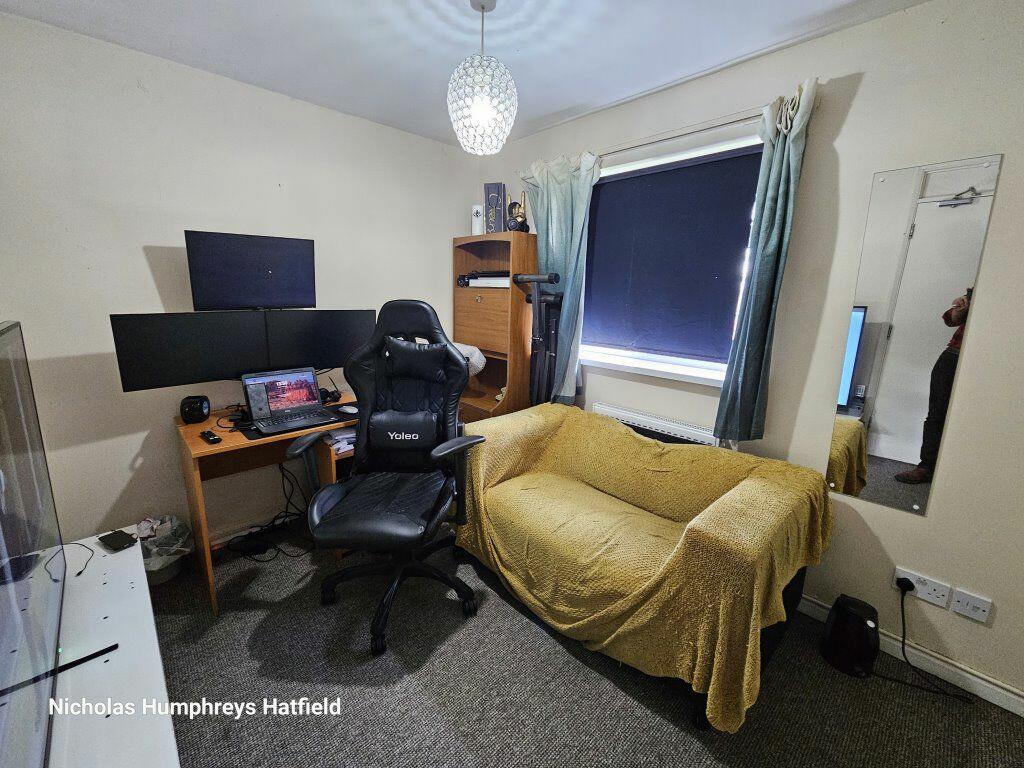 Additional image 10 of Stockbreach Close