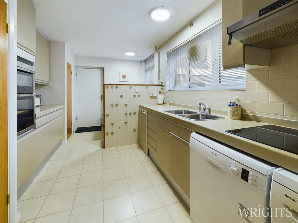 Additional image 4 of The Holdings, Hatfield, AL9