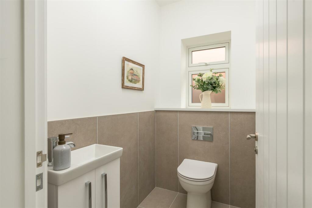 Additional image 15 of Sandridgebury Lane, St. Albans