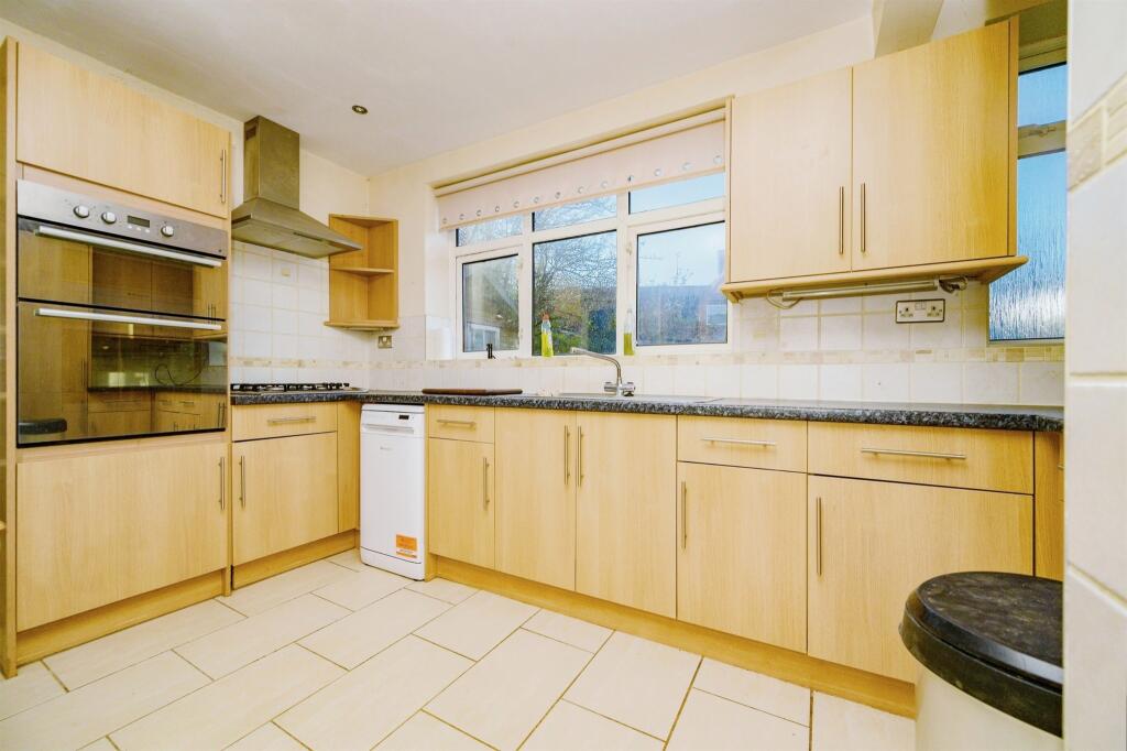 Additional image 15 of Woodcock Hill, Sandridge, St. Albans