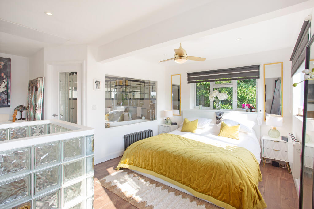 Additional image 6 of Old Watling Street, Flamstead, AL3