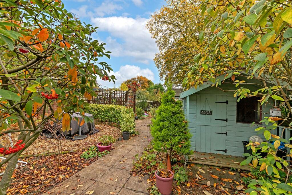 Additional image 27 of Longacres, St. Albans