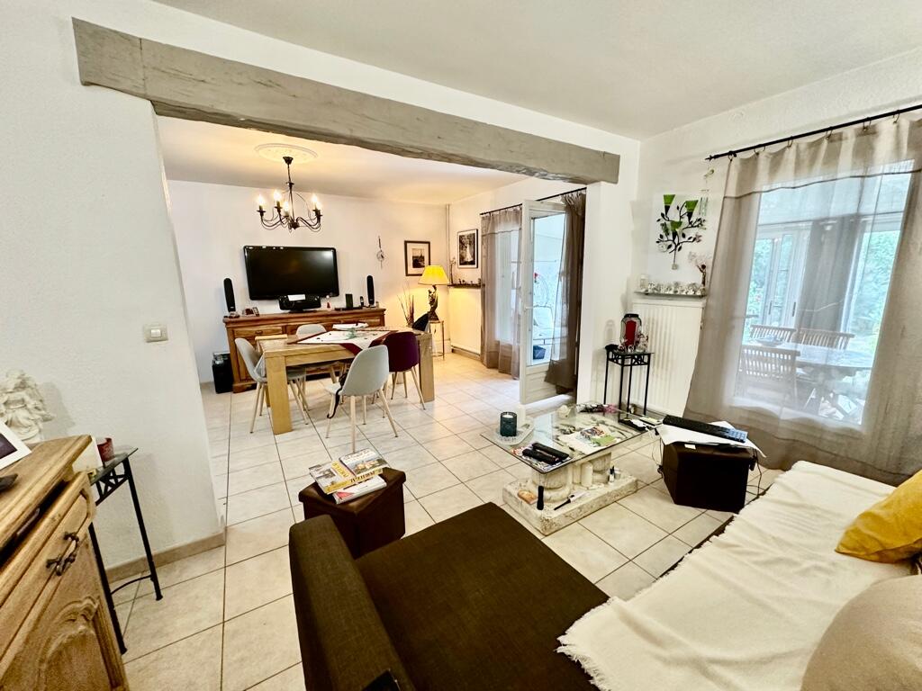 Additional image 3 of Le Pontet, Vaucluse, Provence-Alps-Cote d`Azur, France