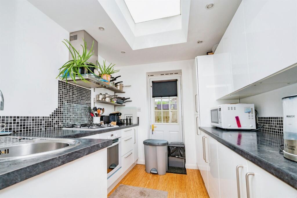 Additional image 5 of Harvey Road, London Colney, St. Albans