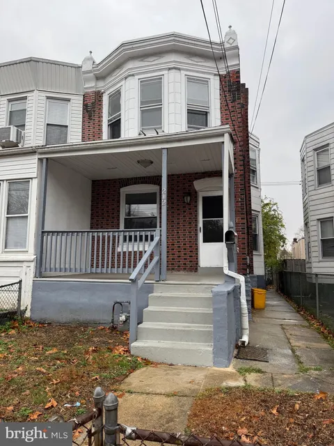 212 Staley Avenue, Darby, PA 19023