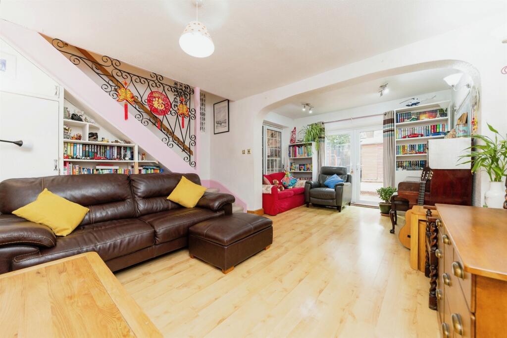 Additional image 2 of Martin Close, Hatfield