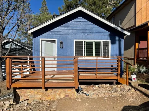 Primary image of 871 Maple Lane, Sugarloaf, CA 92386