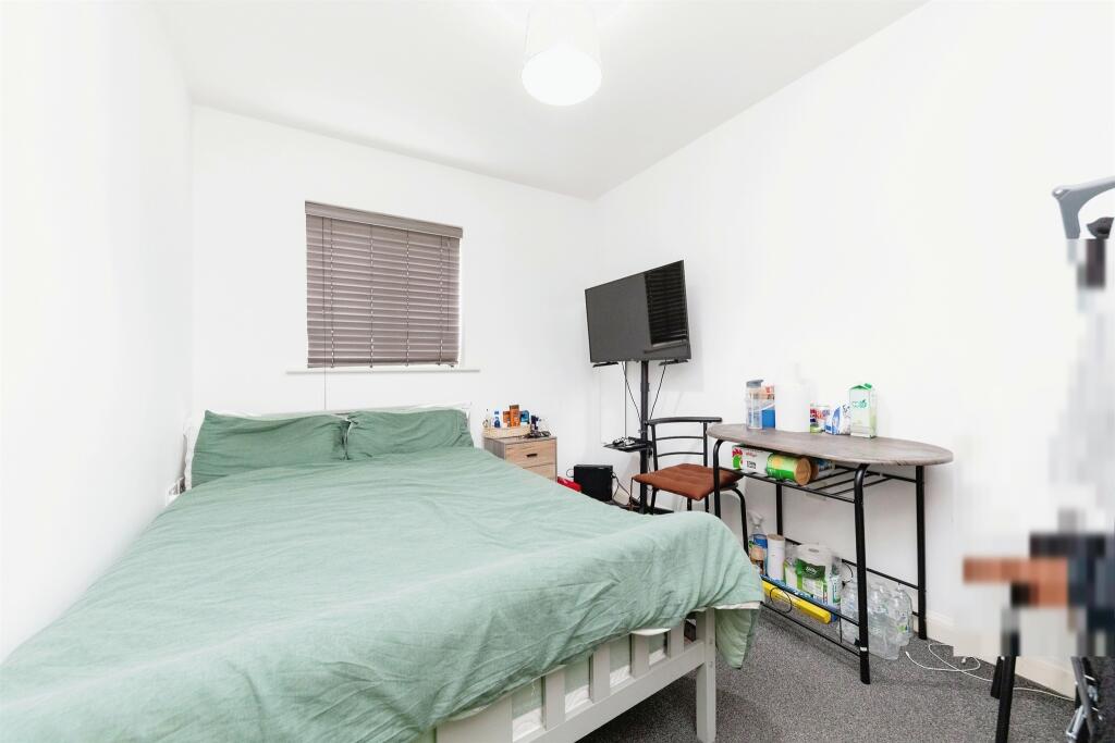 Additional image 14 of Dragon Road, Hatfield