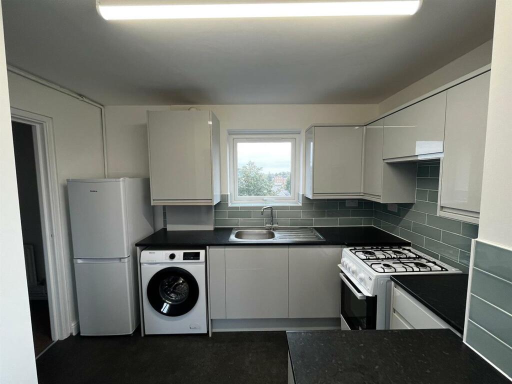 Additional image 3 of Broomfield Court, The Common, Hatfield