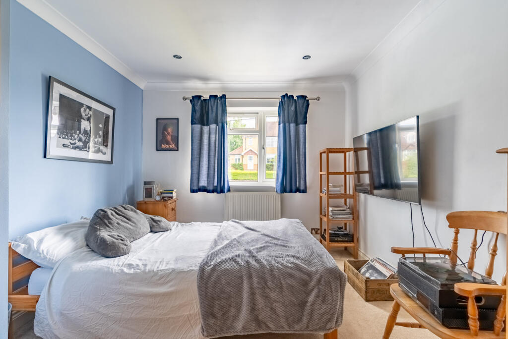 Additional image 12 of Mount Drive, Park Street, St. Albans, Hertfordshire, AL2