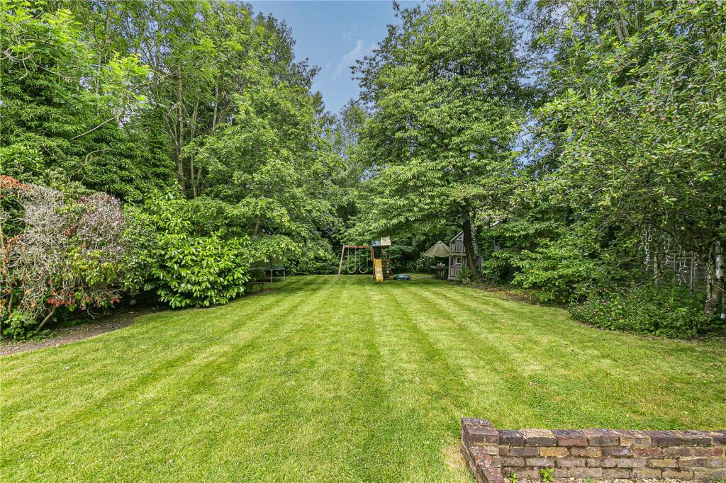 Additional image 17 of Kentish Lane, Brookmans Park, Hertfordshire, AL9