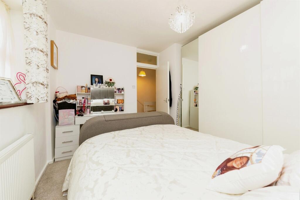 Additional image 8 of Woodhall Lane, Welwyn Garden City