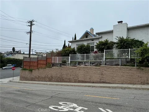 717 S Redondo Avenue, Manhattan Beach, CA 90266