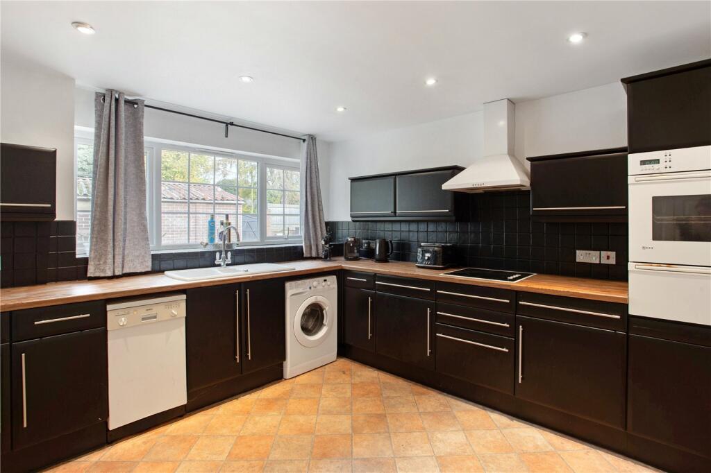 Additional image 9 of Old Watling Street, Flamstead, St. Albans, Hertfordshire, AL3