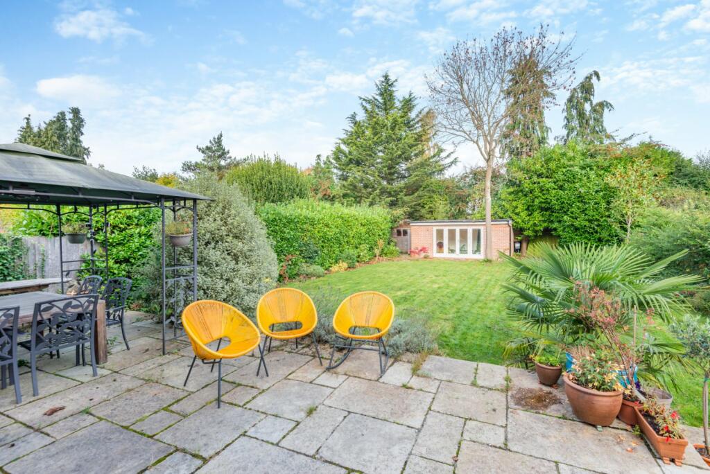 Additional image 34 of Gainsborough Avenue, St. Albans, Hertfordshire