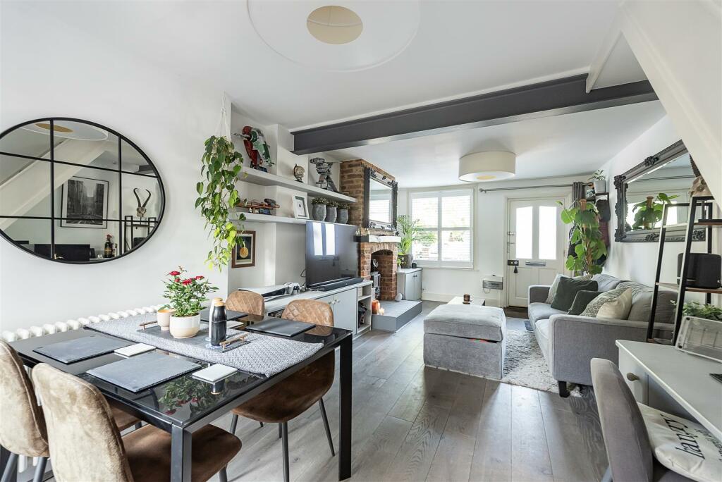 Additional image 2 of Southdown Road, Harpenden