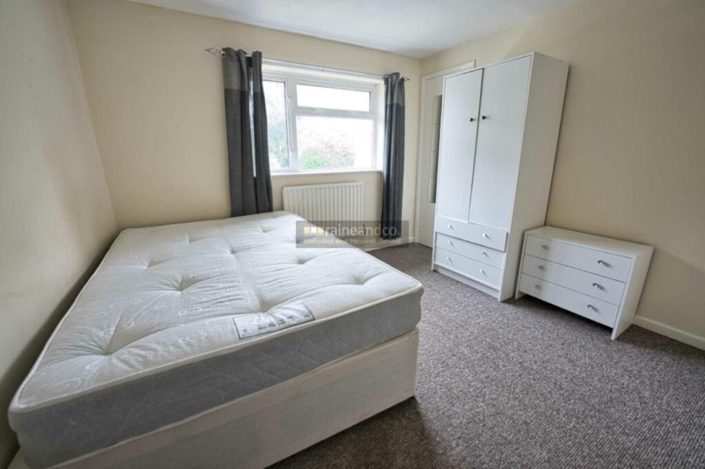 Additional image 10 of Blackthorne Close, Hatfield