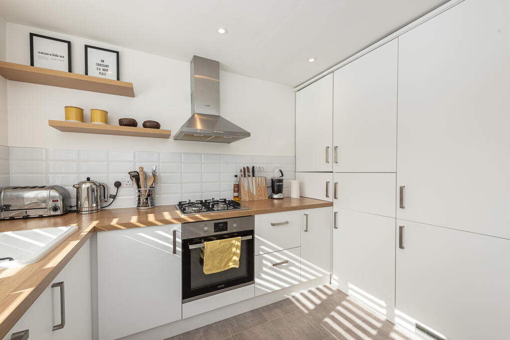 Additional image 4 of Carlisle Avenue, St. Albans, Hertfordshire, AL3