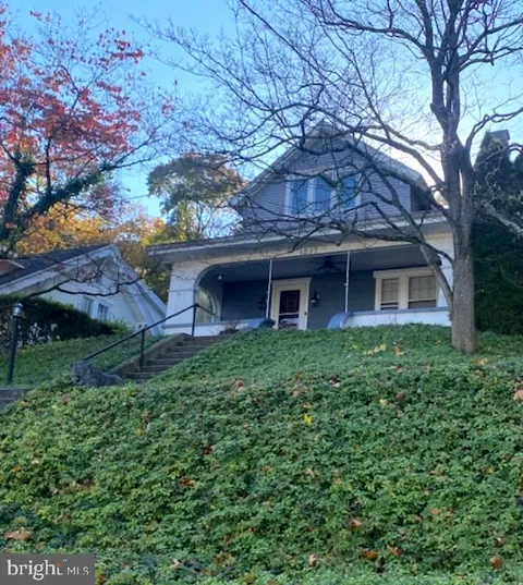 1217 Howard Avenue, Pottsville, PA 17901