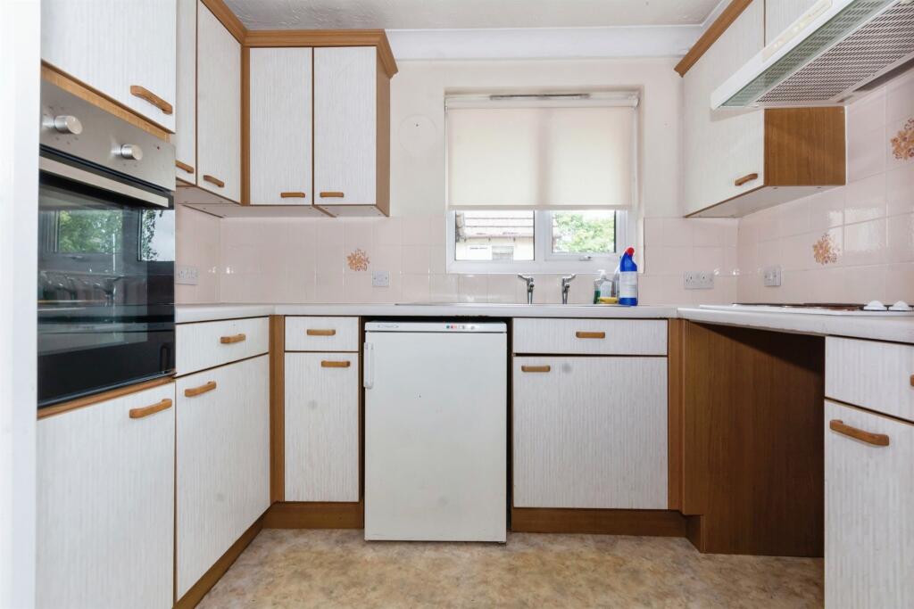 Additional image 9 of Stratford Road, Hall Green, Birmingham