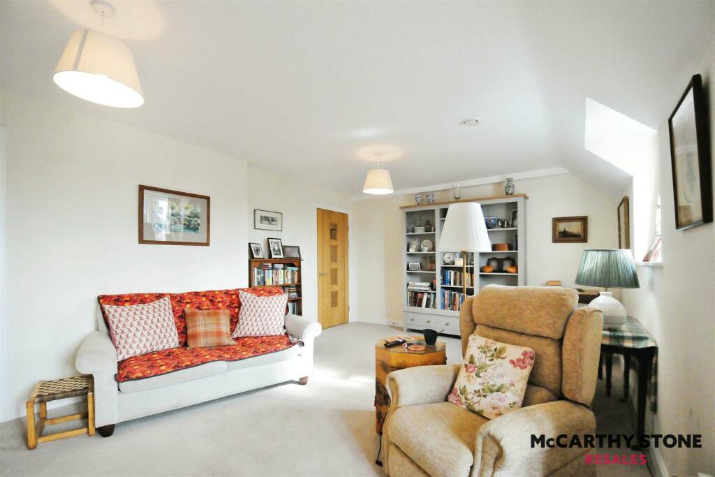 Additional image 4 of 44 Eleanor House, London Road, St. Albans AL1 1NR