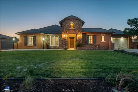 12948 Hyperion Lane, Apple Valley, CA 92308