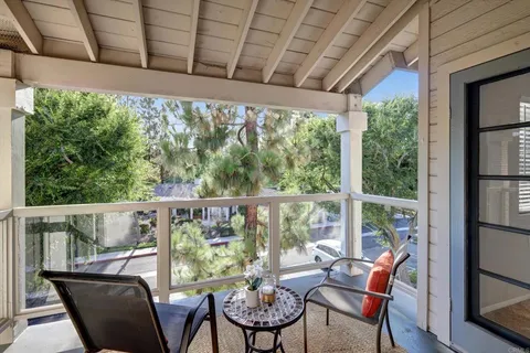 1682 Circa Del Lago Unit 308, San Marcos, CA 92078