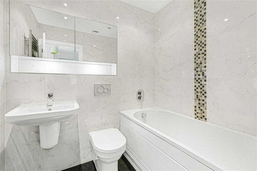 Additional image 13 of King Harry Lane, Harpenden, AL3