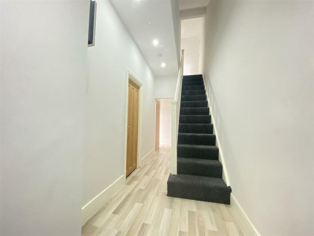 Additional image 13 of Midland Metropolitan University Hospital Five Bedroom for NHS