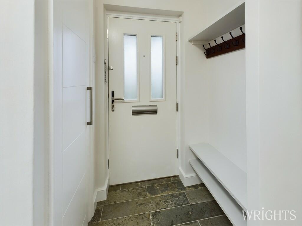 Additional image 7 of Robins Way, Hatfield