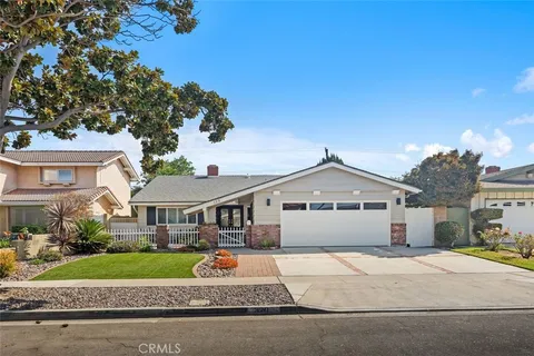 320 S Vicki Lane, Anaheim, CA 92804